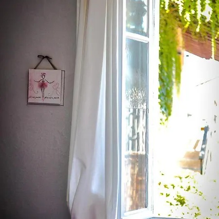 Mila Apartahotel Meina